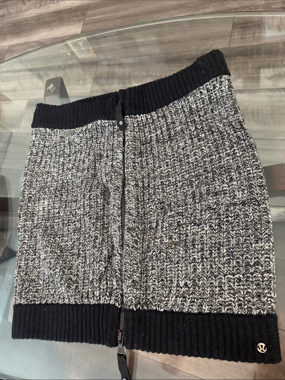 Lululemon Falling Freely Oversized Neck Warmer Zipper Scarf Shawl Merino Wool OS